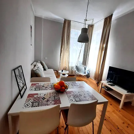 Cozy & Stylish In The Heart Of Apartment *